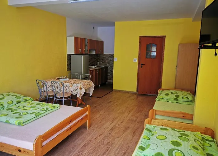 Pokoje Nad Strumykiem W Polanczyku Tel 13- 469 -2257