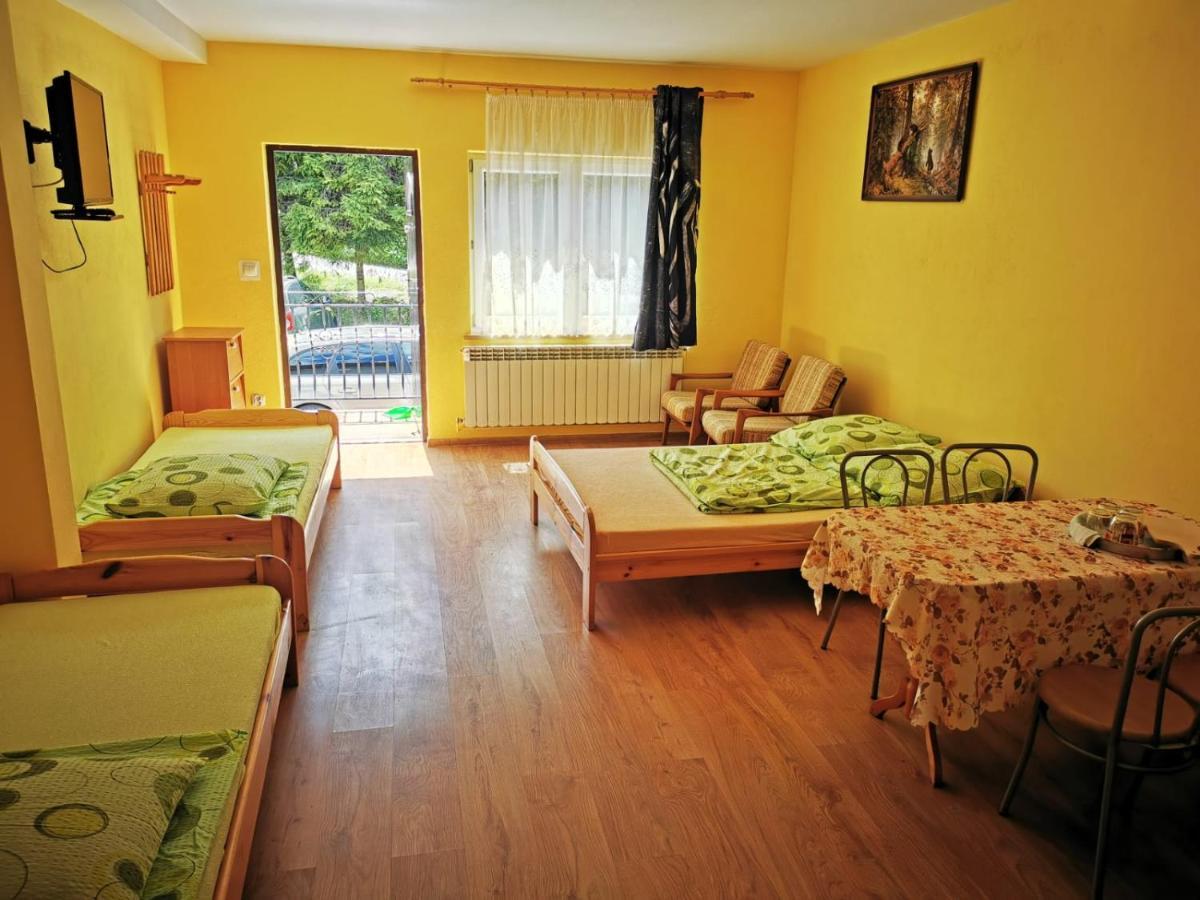 Nad Strumykiem W Polanczyku Tel 13- 469 -2257 Agroturismo *