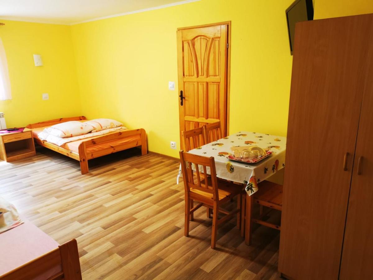 Nad Strumykiem W Polanczyku Tel 13- 469 -2257
